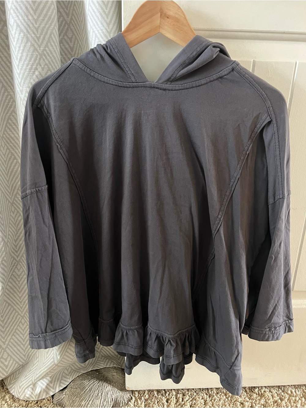 Pilcro Charcoal Hooded Ruffle-Hem Pullover Cropped Womens Large Tunic Shirt